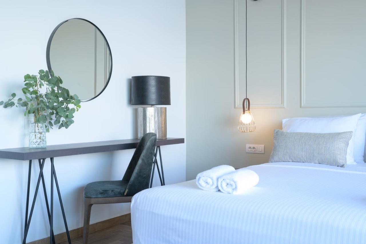 The Well View Apartment Preveza Luaran gambar