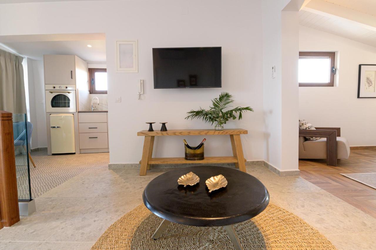 The Well View Apartment Preveza Luaran gambar
